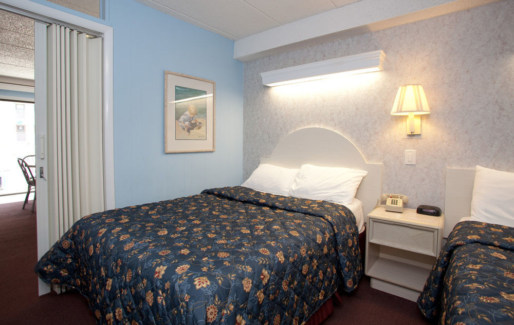 Hotel Adventurer Oceanfront